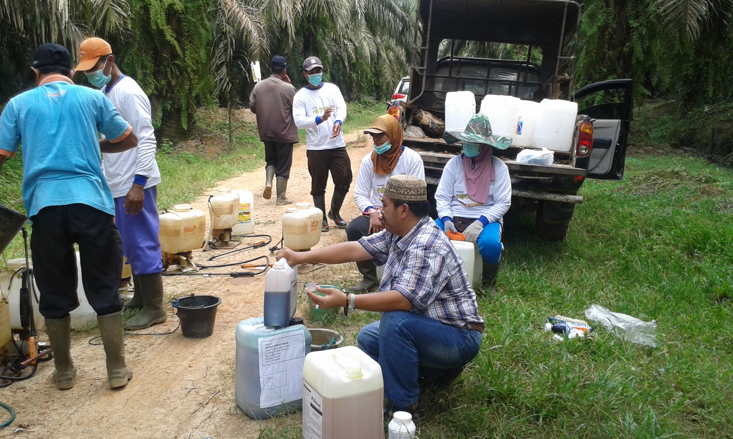 Pencampuran Pestisida pada Aplikasi Penyemprotan